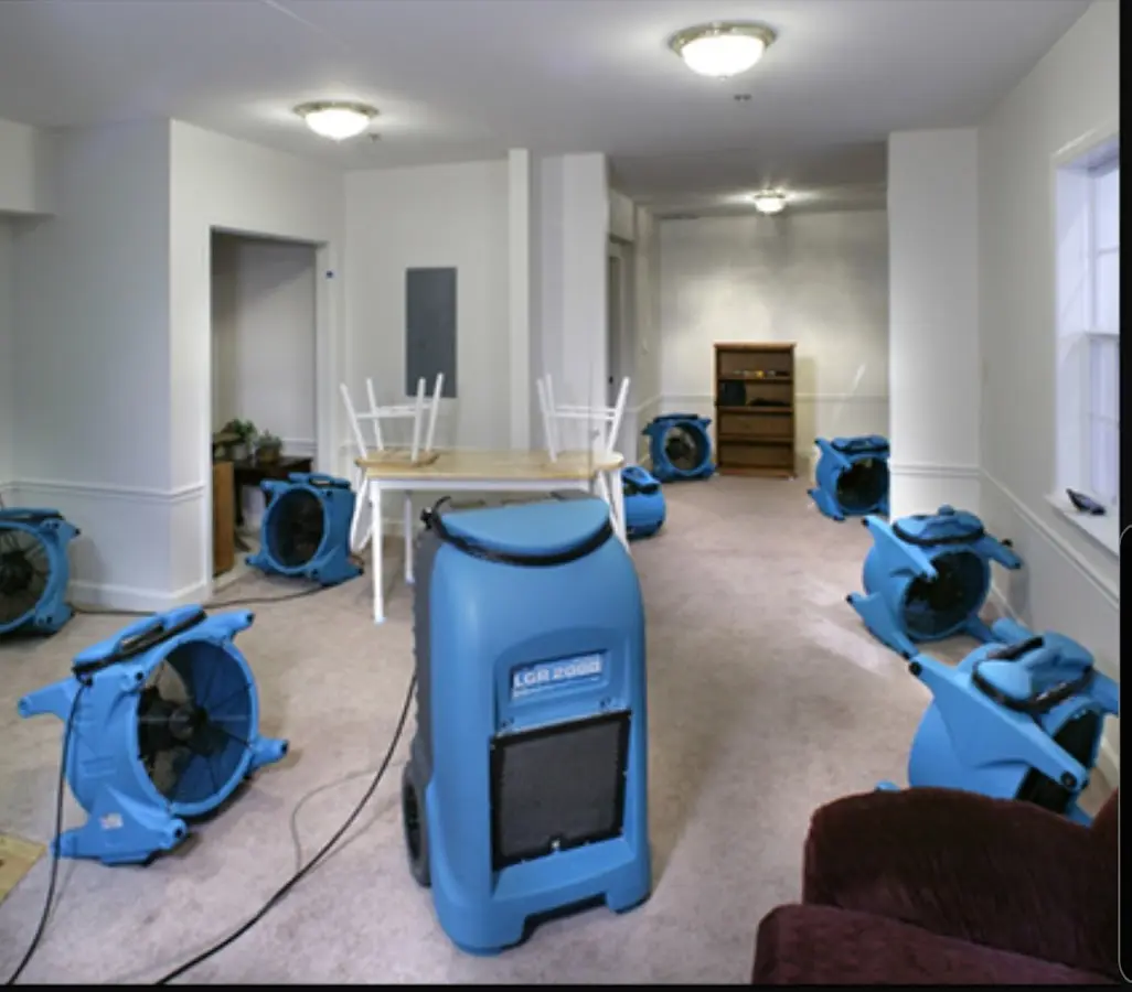 Air movers and dehumidifier setup for Water Extraction & Removal in Seven Corners